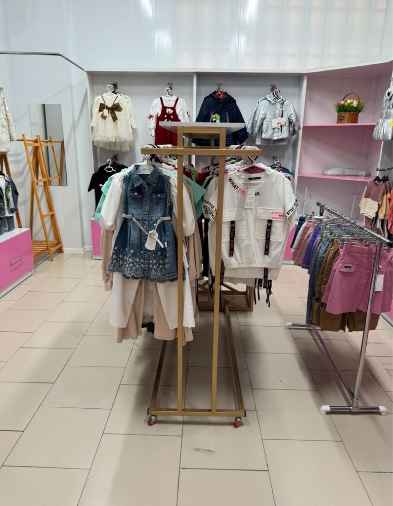 Продам мебель для детского магазина