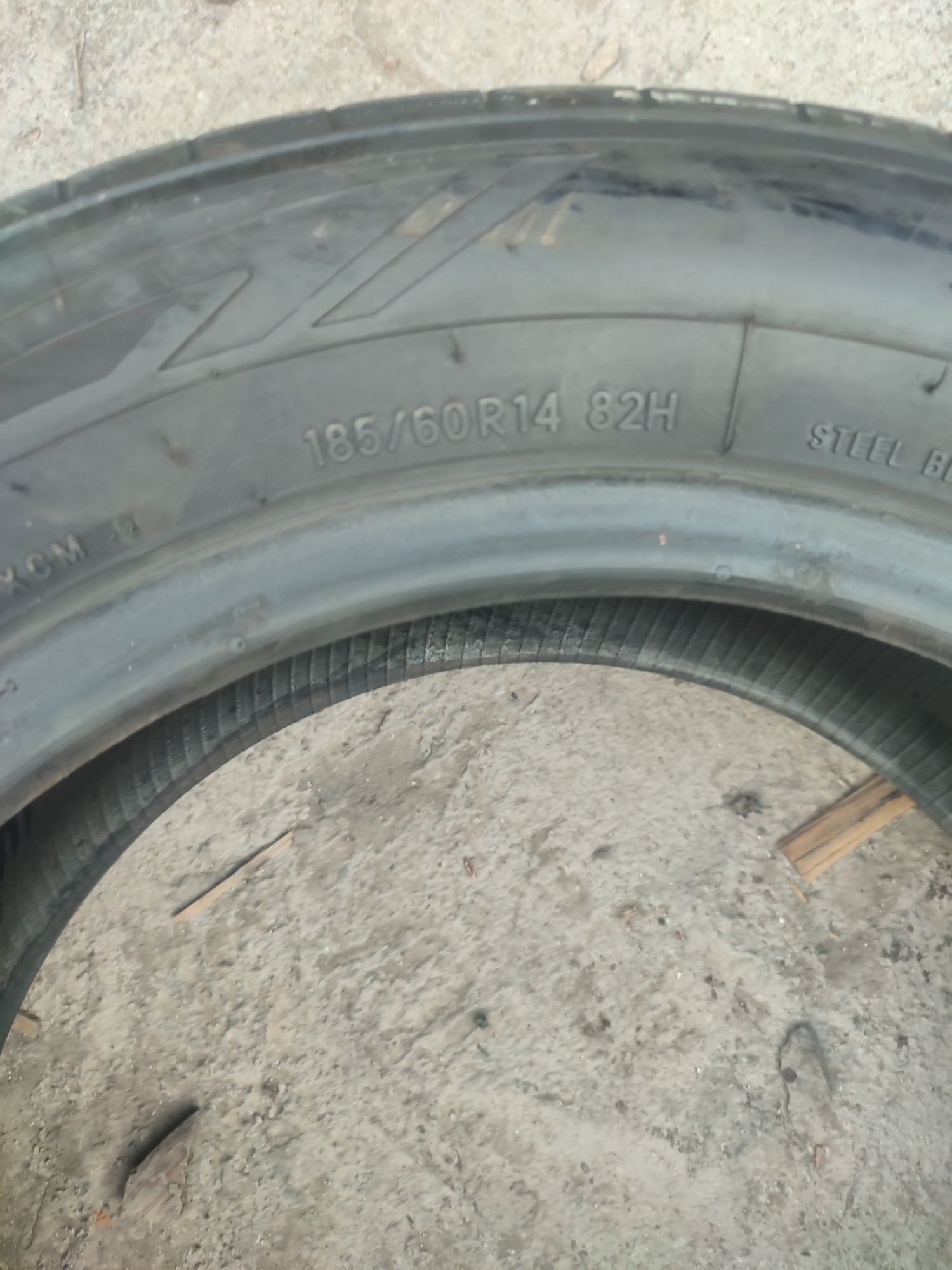 Шина безкамерка размер 185/60 R14