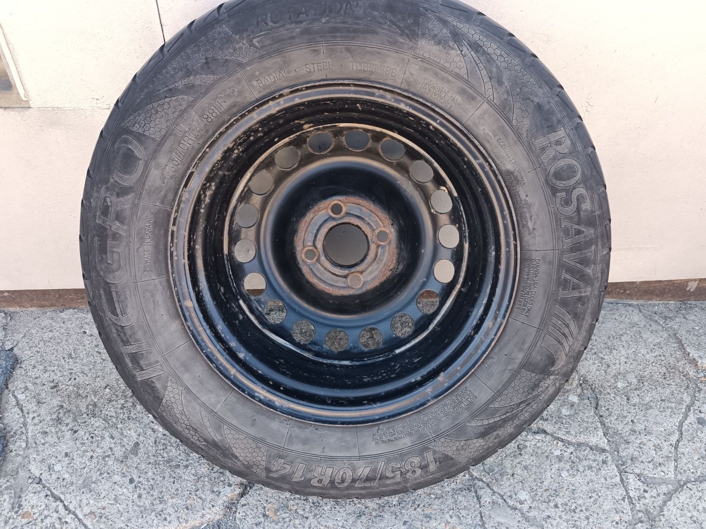 Продам запаску R14 Toyota 4x100