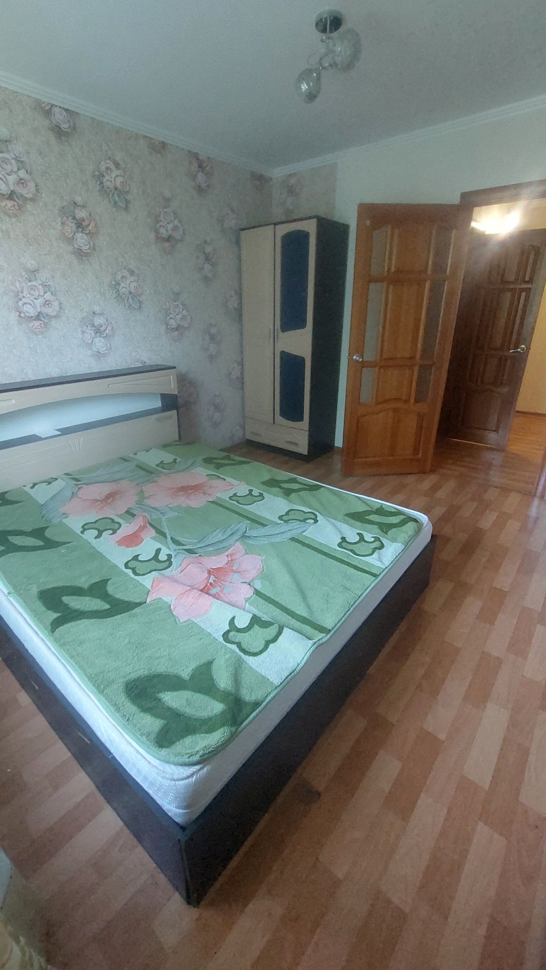 Продам 2-х комнатную квартиру по А. Молдагулова, в центре города