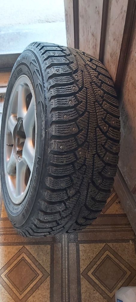 Резина шипованная с литыми дисками 205/60R15