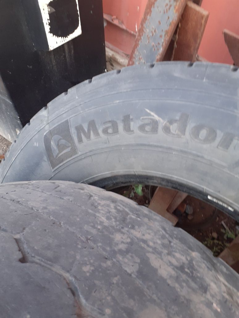 Продам автошины .