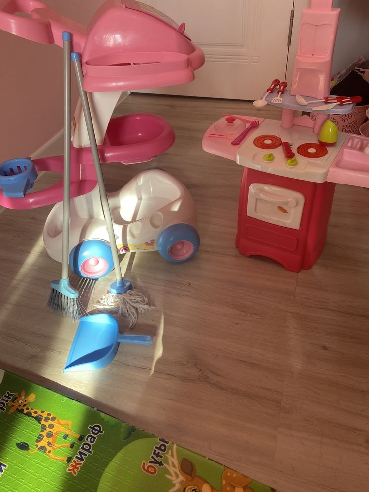 Игрушки уборщик