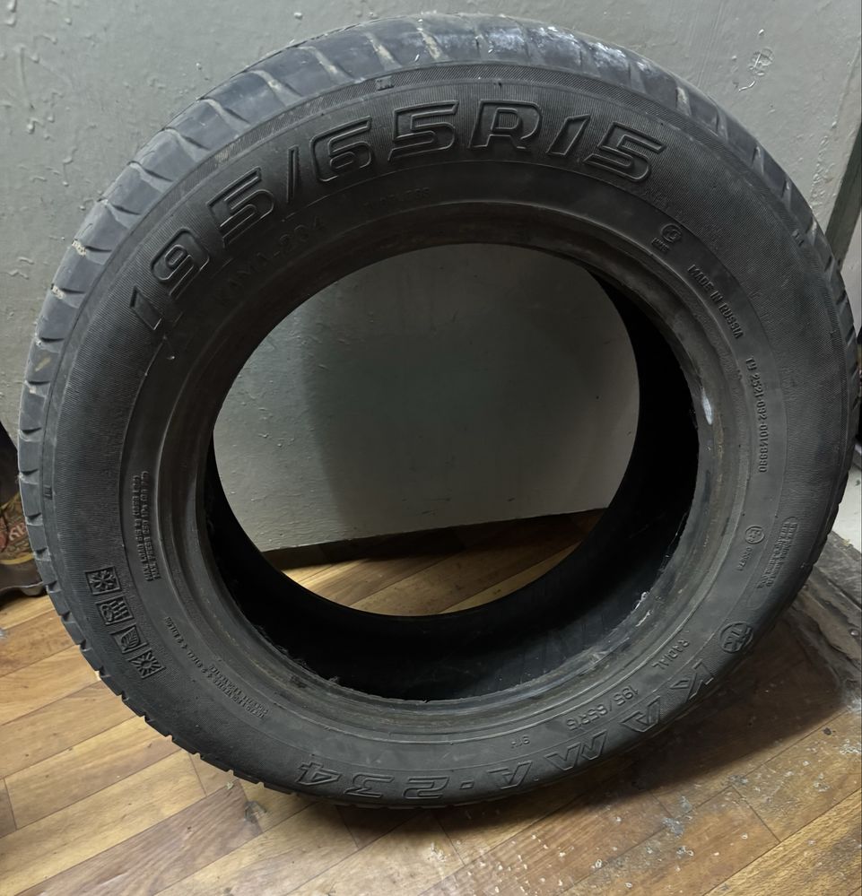 Продам шину Кама 196/65/15