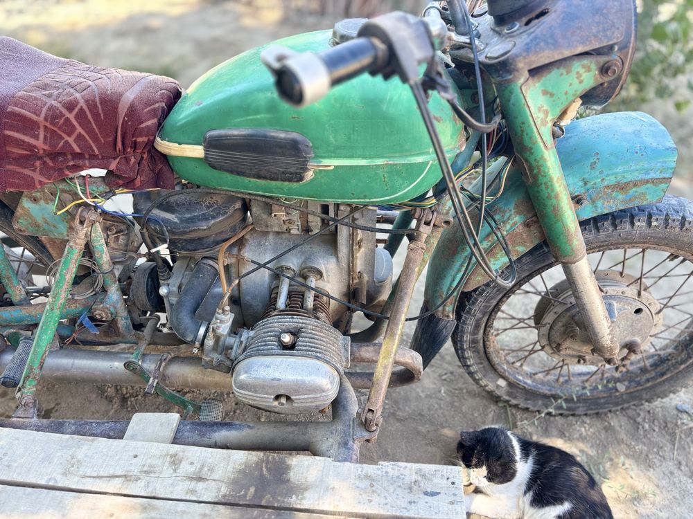 Мотоцикл урал650 куб
