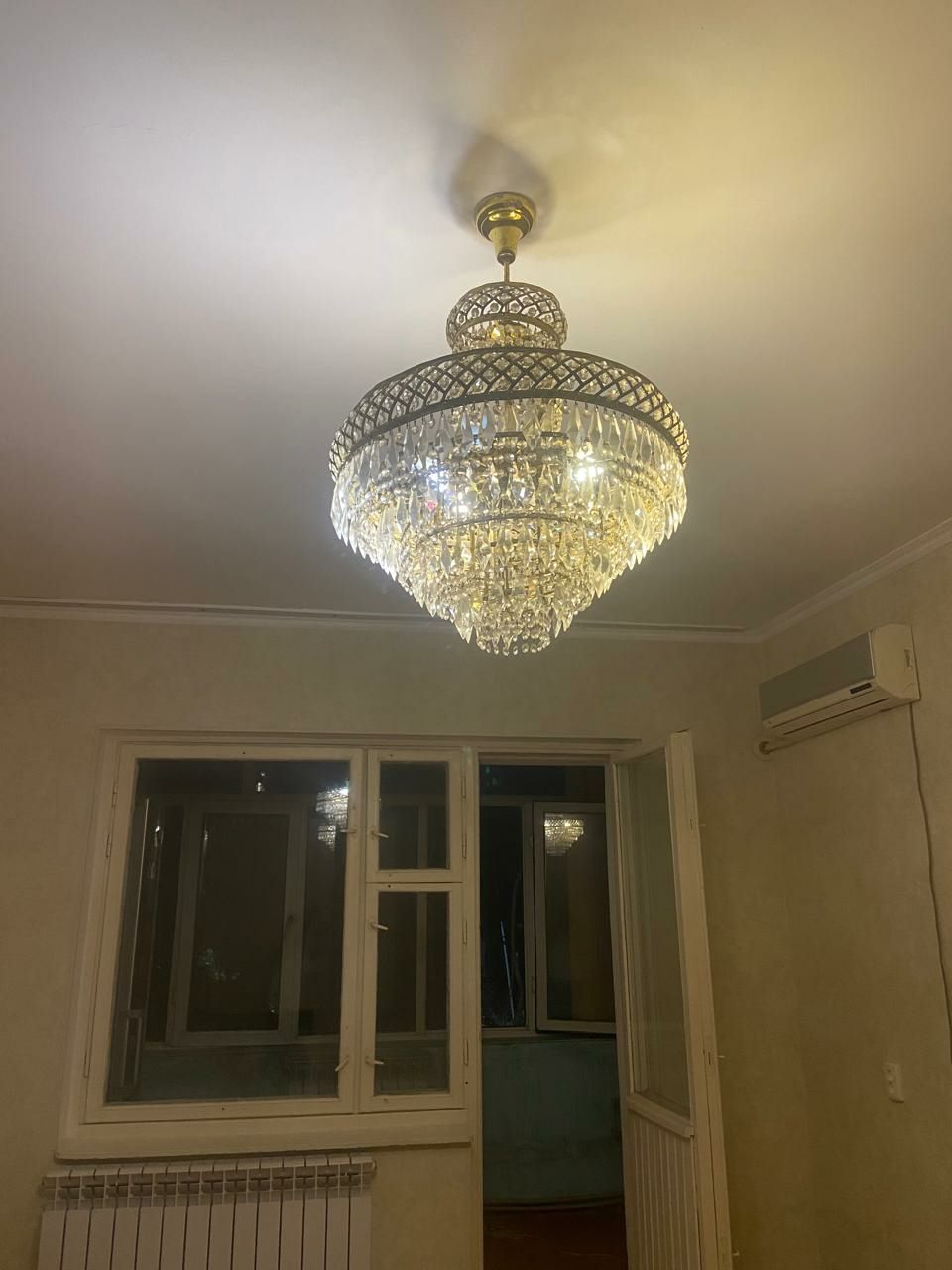 Люстра сатылады ,жақсы ,таза.пайдаланып тұрған