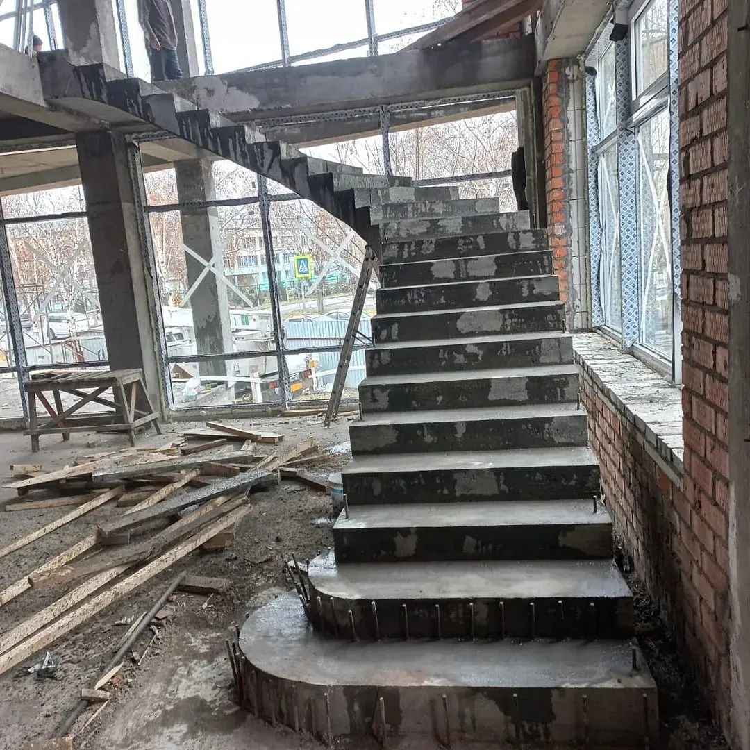 Бетонные лестницы
