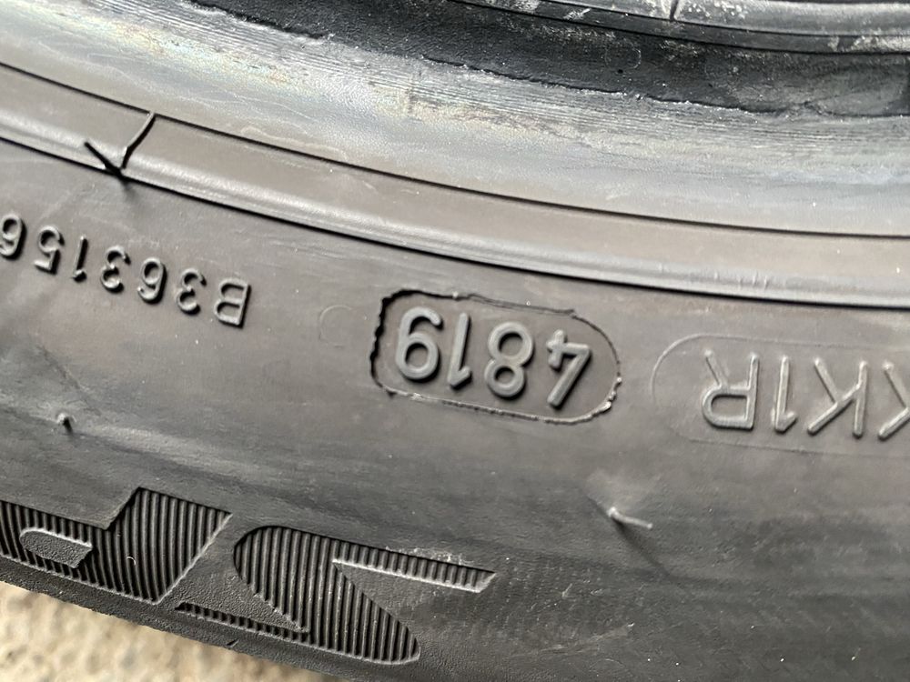 235/50/18 пара бу данлоп