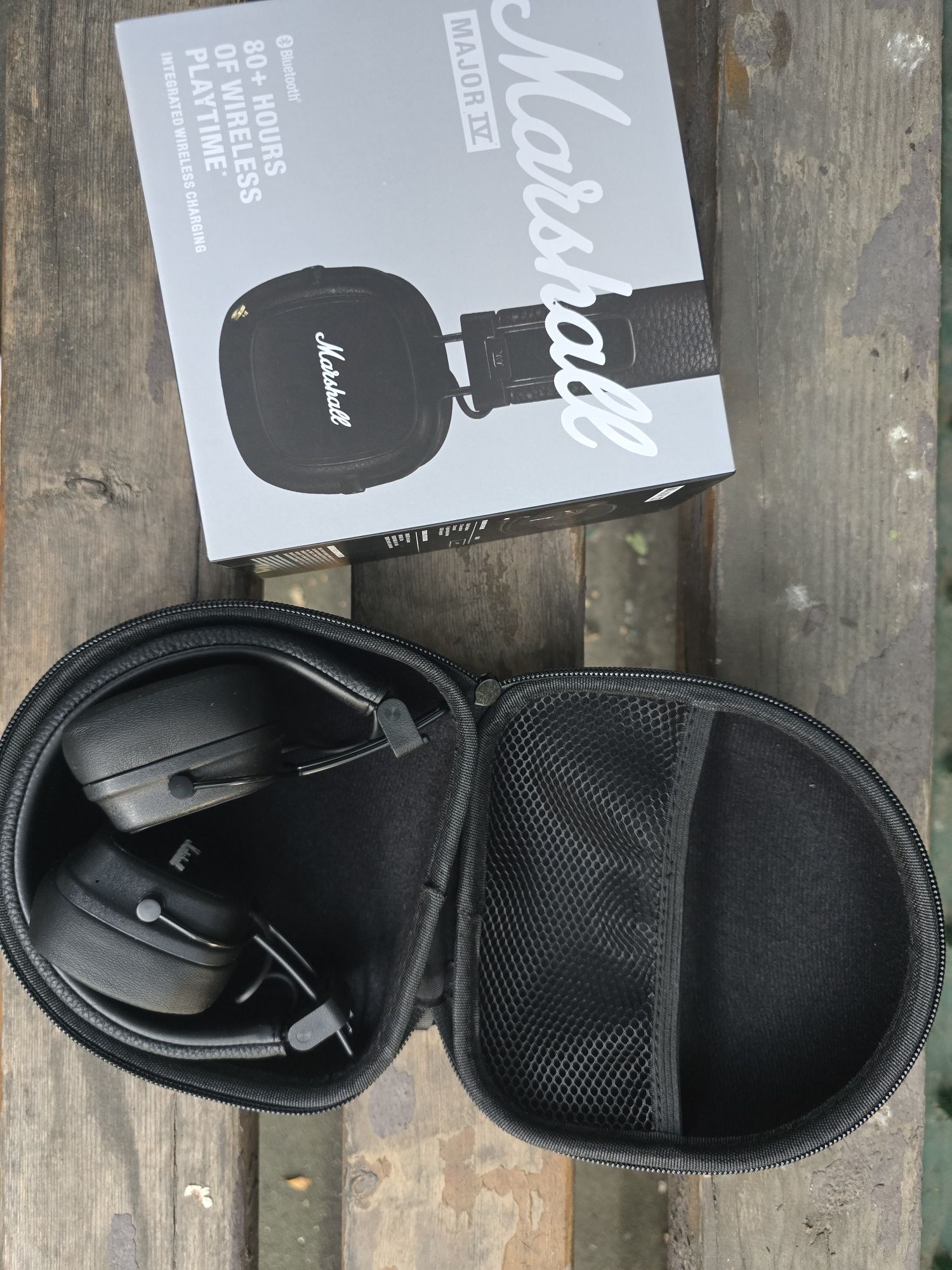 Продам Marshall Major IV + чехол