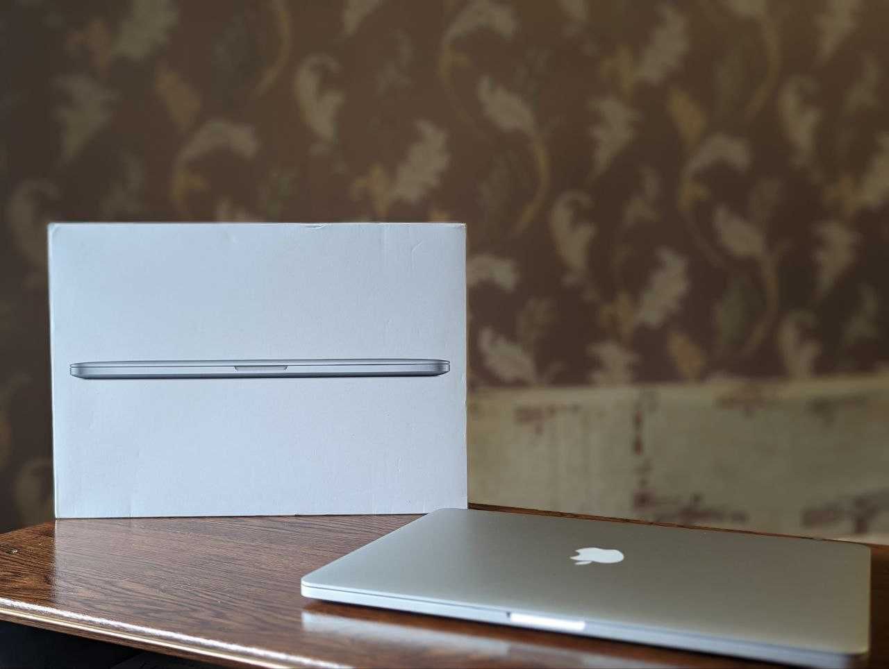 Macbook Pro 15" (i7, 16gb, 256 gb)2015 Mid (Коробка + документы)
