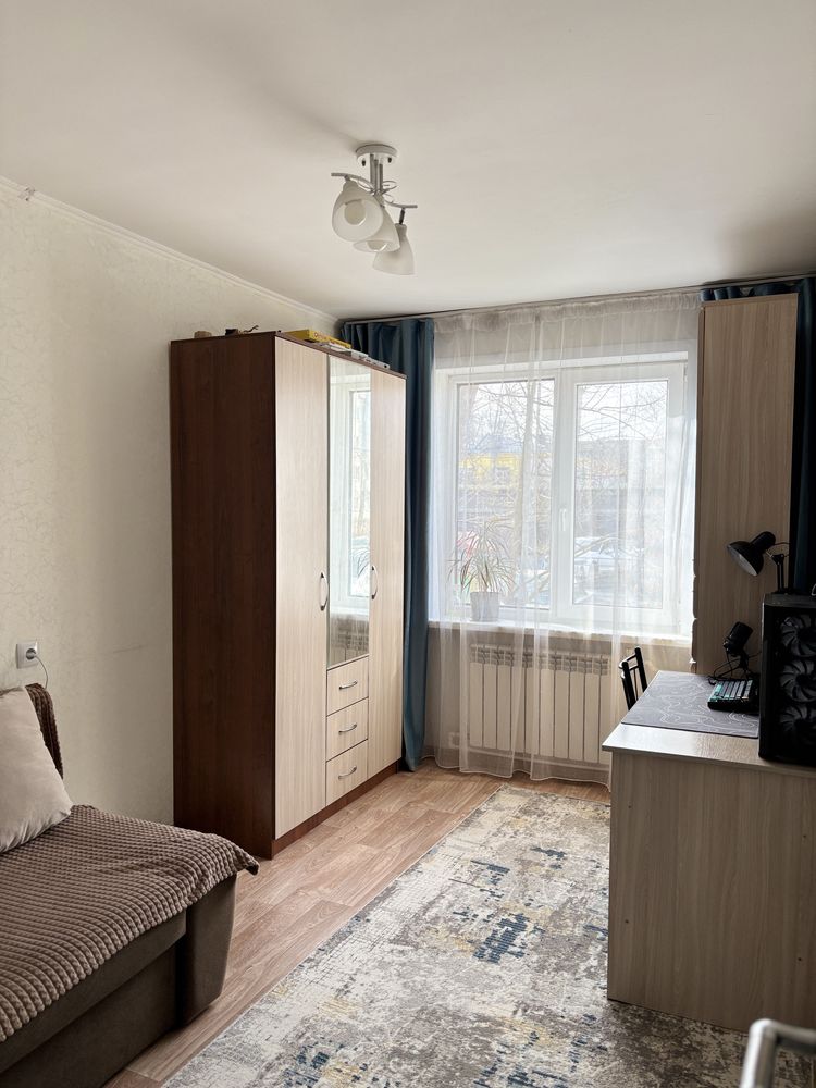 Продам квартиру 3-х комнатную