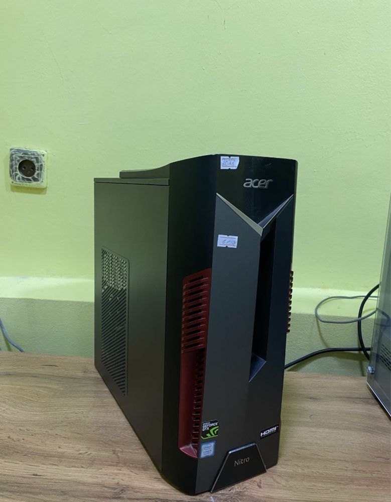 Процессор Acer Intel Core i-5 Озу 8 гб SSD: 1 tb