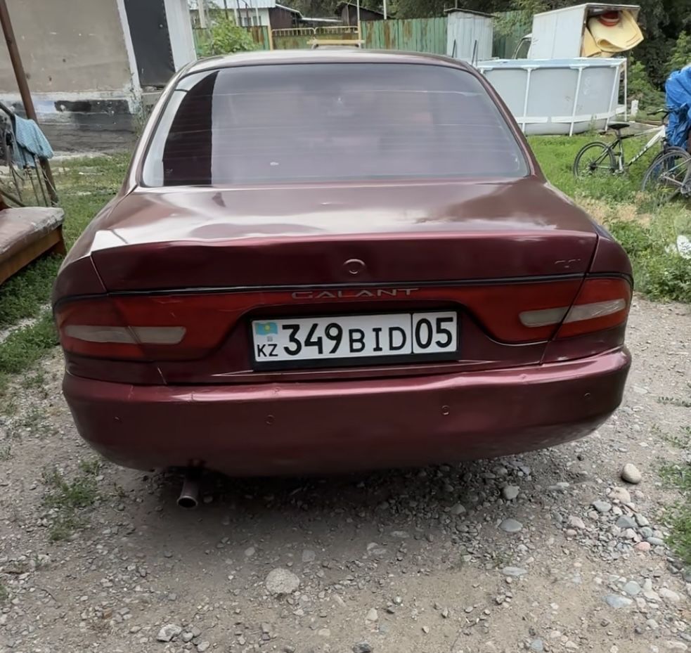 Продам галант в середном состояний