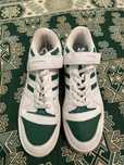 Кроссы adidas 42 размера
