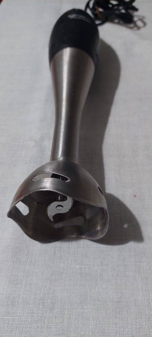 Блендер продам FUMA