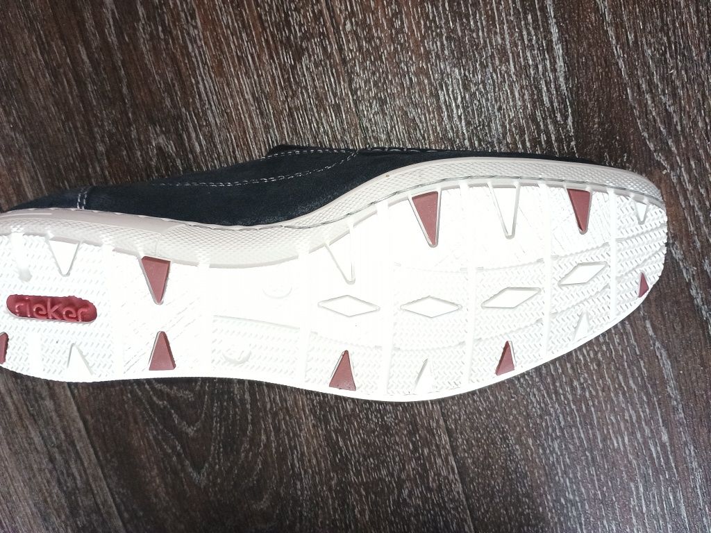 Продам новые мокасины фирмы Rieker .43 размер.