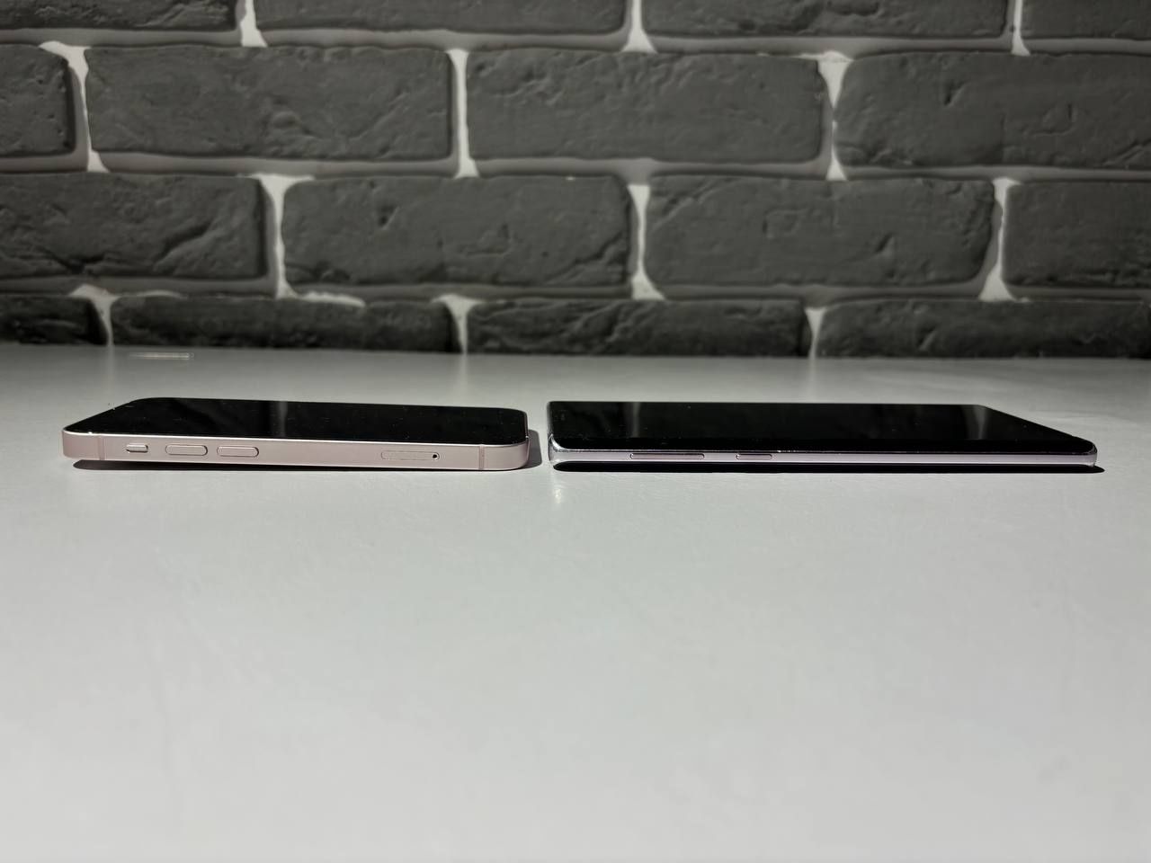 IPhone 13 mini , Samsung galaxy note 9