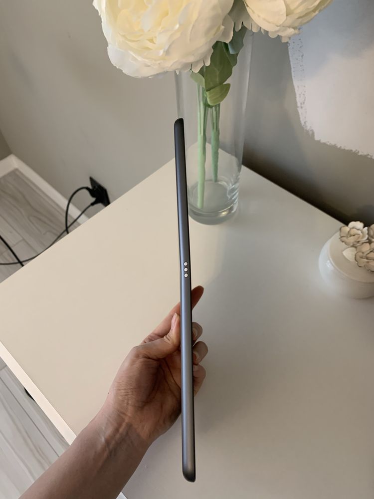 Apple IPad 2021 года 9го поколения | 64 GB | Wi-Fi