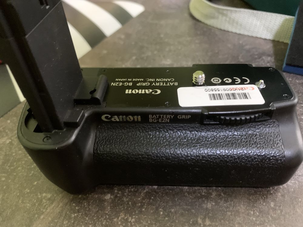 Canon 50D зеркальный фотоаппарат в комплекте