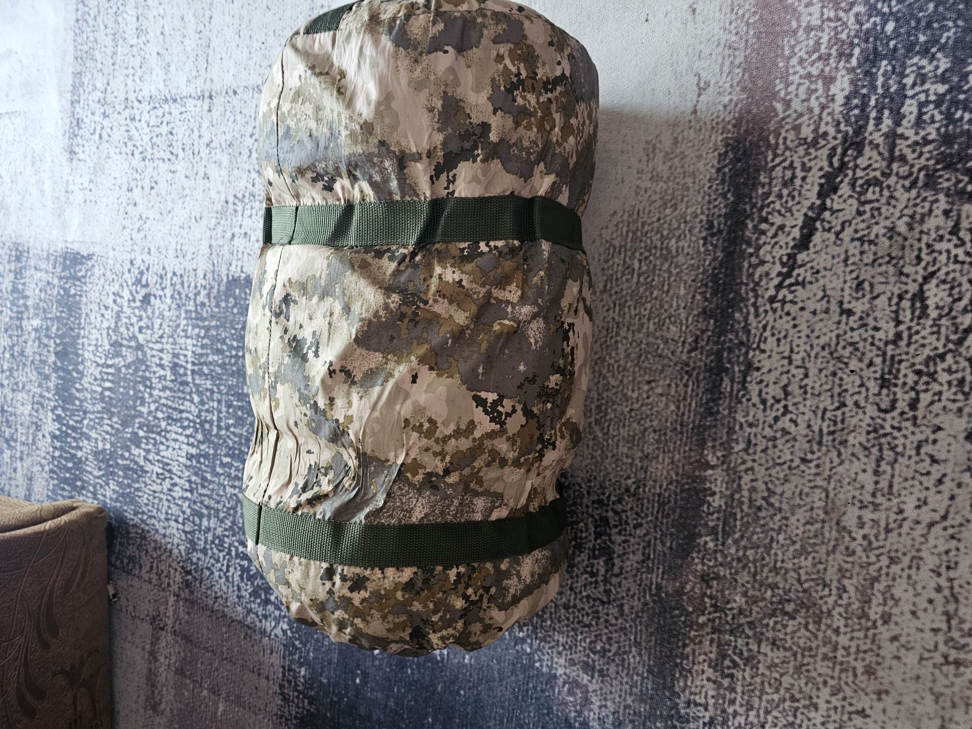 Продам военную форму Спальный мешок, каримат, вещь мешок, плащ палатка