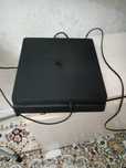 PlayStation 4 продам