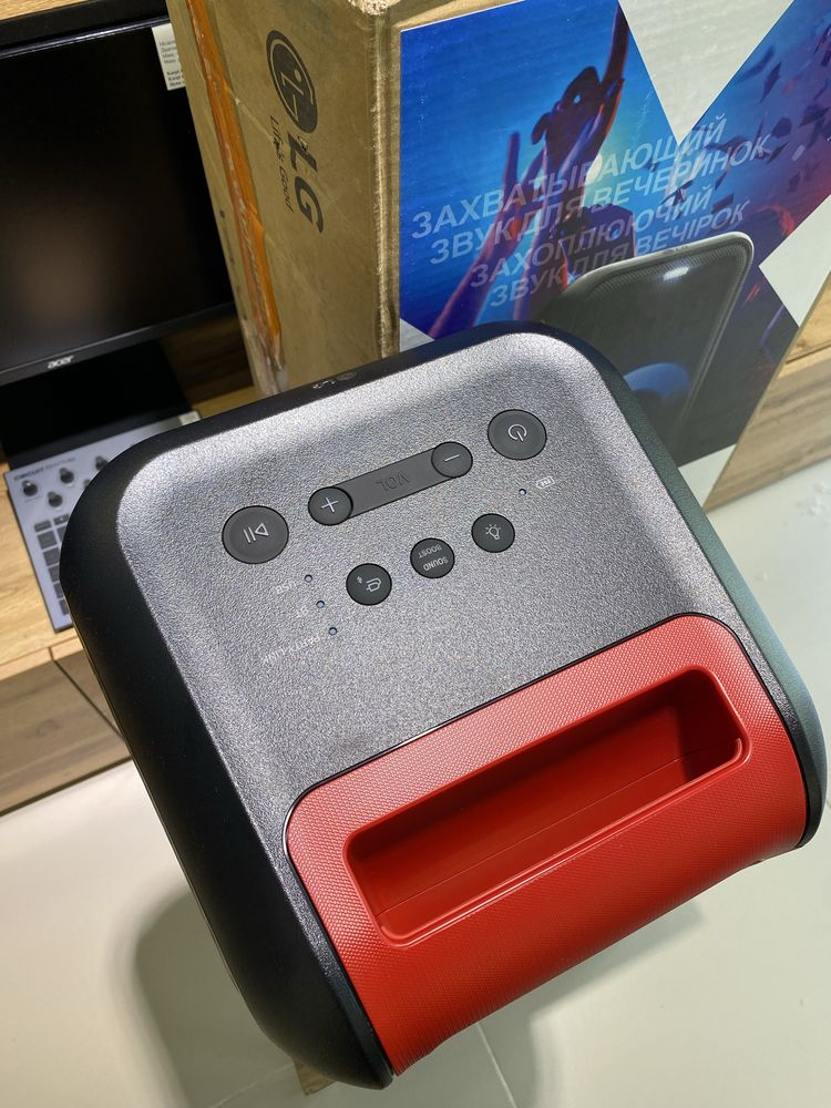 Портативная колонка LG XBOOM, XL5S, черный, 10245/А10