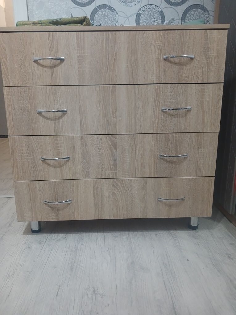 Срочно продам комот