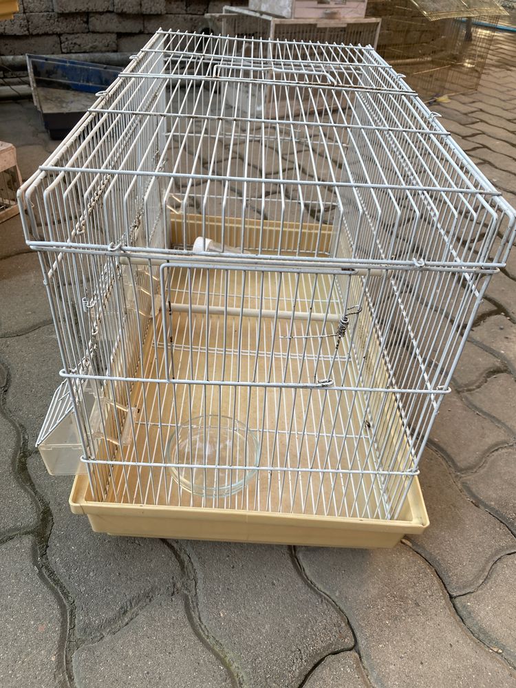 Продам клетку для птиц