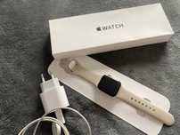 Продам Apple Watch SE 140