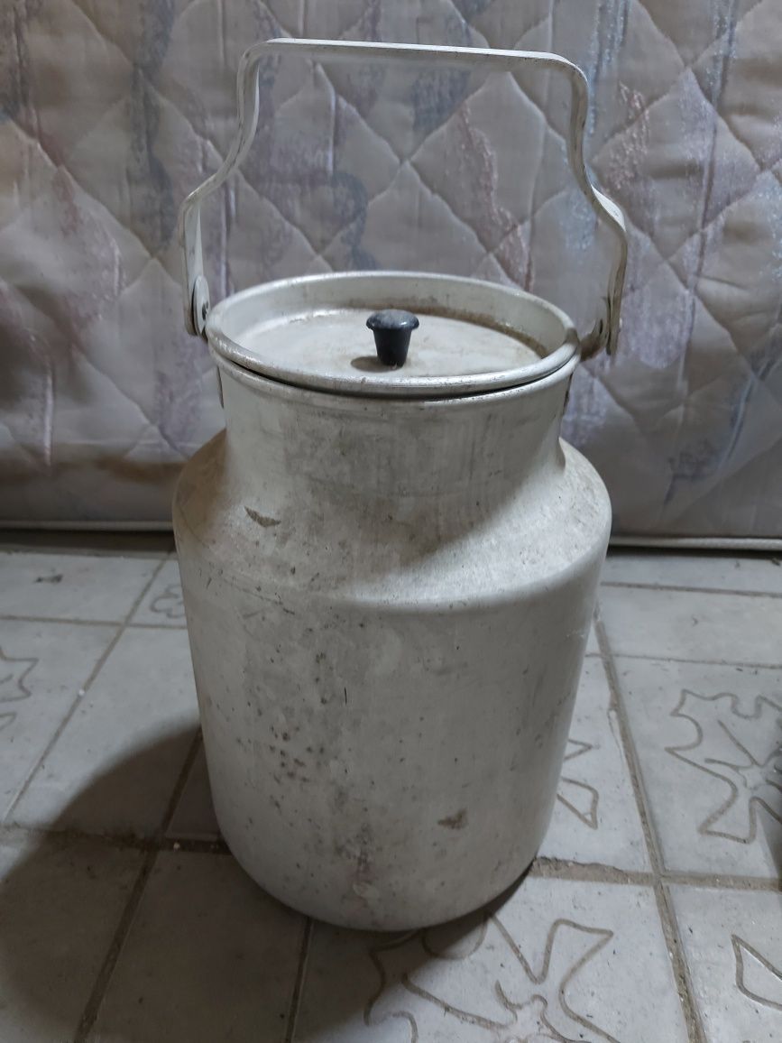 Продам алюминиевые фляги 40л и бидоны 10л и 2х литровый