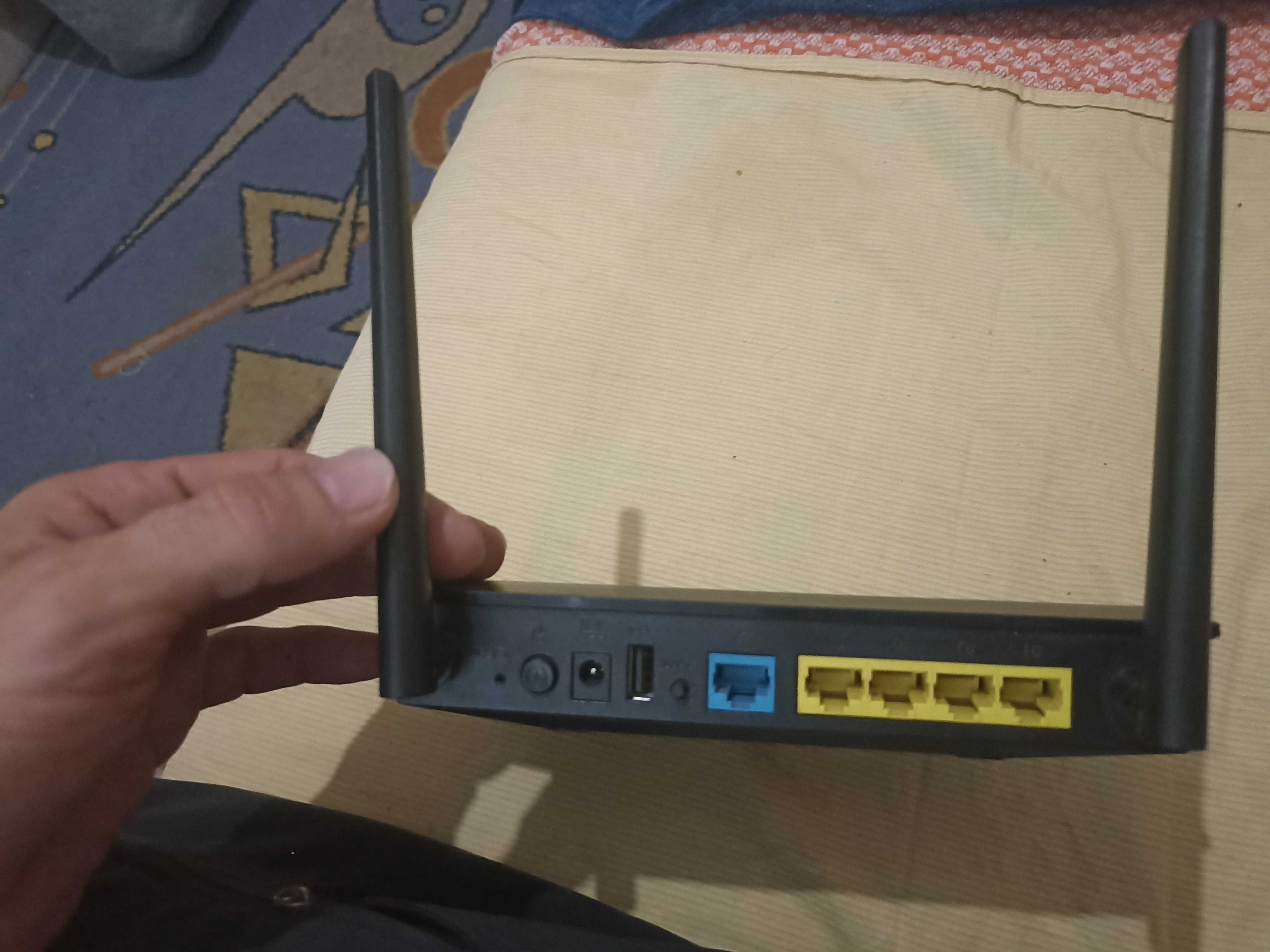 Модем Asus c USB входом для сим.