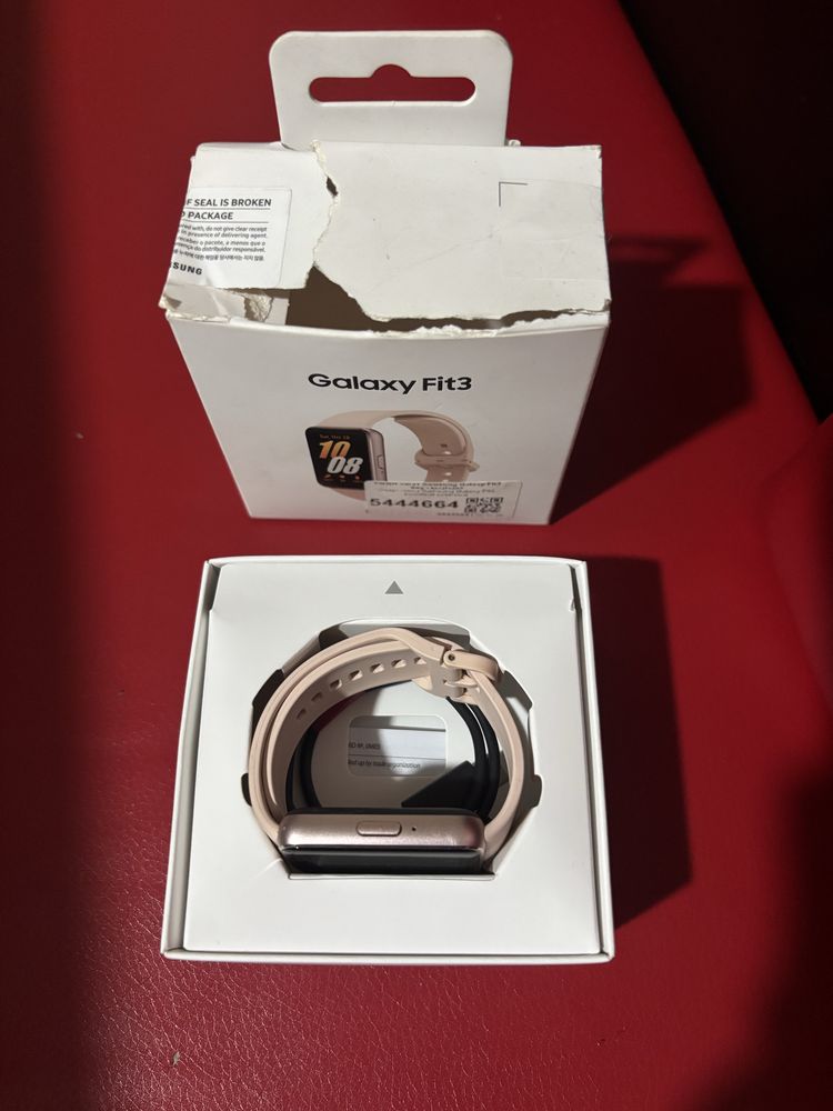 Продам смарт часы Galaxy Fit 3