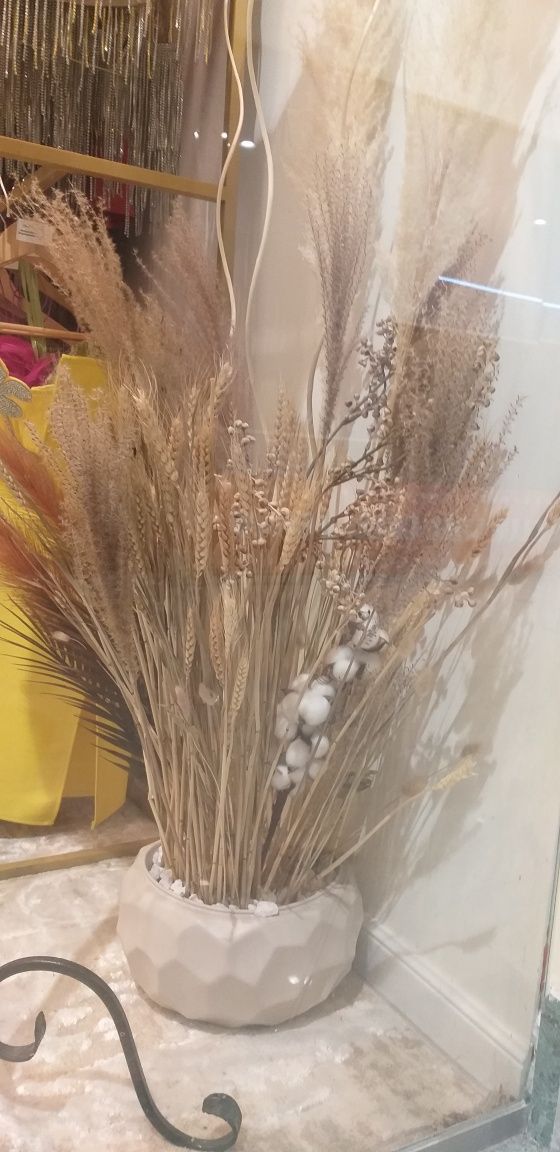 Продаются искусственные цветы