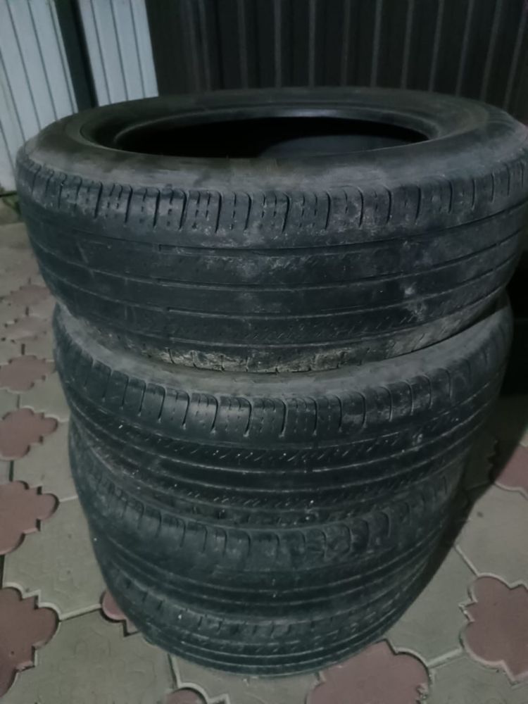 Шины летние отличные за все 20000