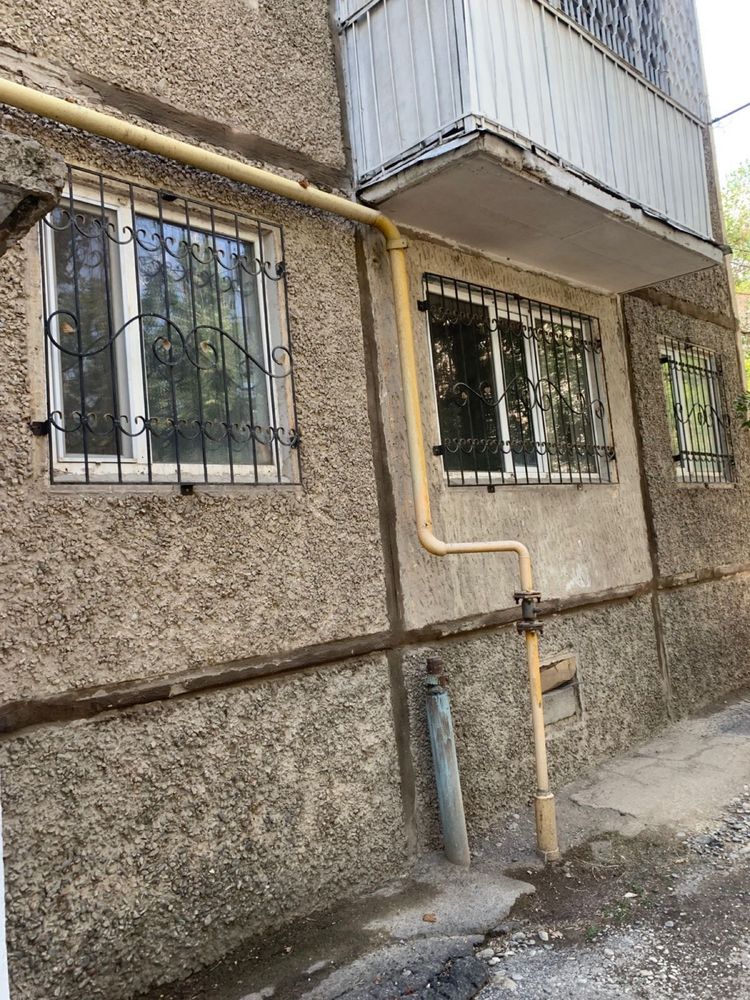 Продается 2-комнатная квартира в Таразе, мкр. Акбулак