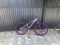 Erec m8 dirt street.
