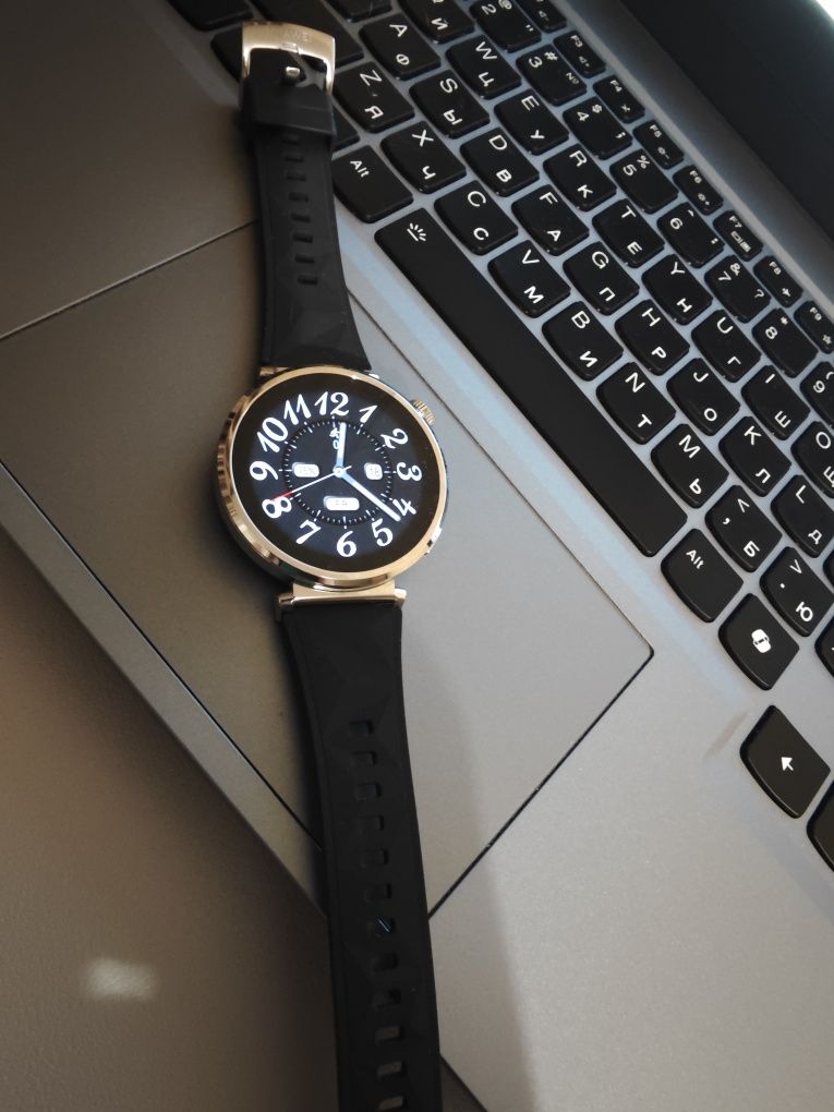 Продам умные часы Huawei Watch Gt 5, 41mm, черные