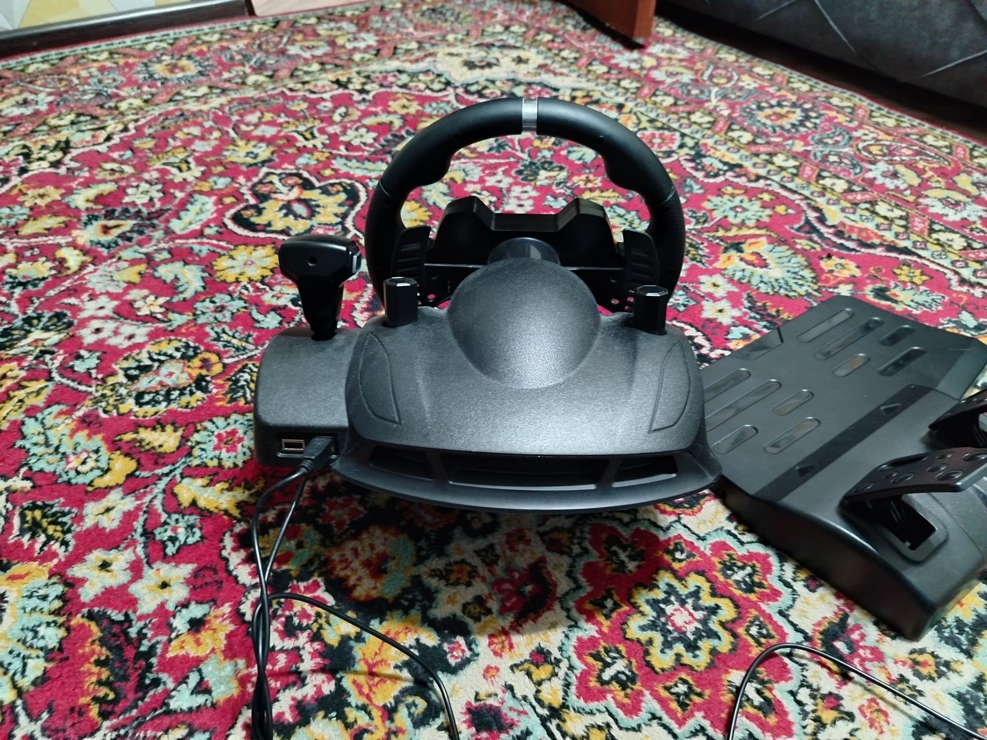 Игровой руль SVEN GW - W900