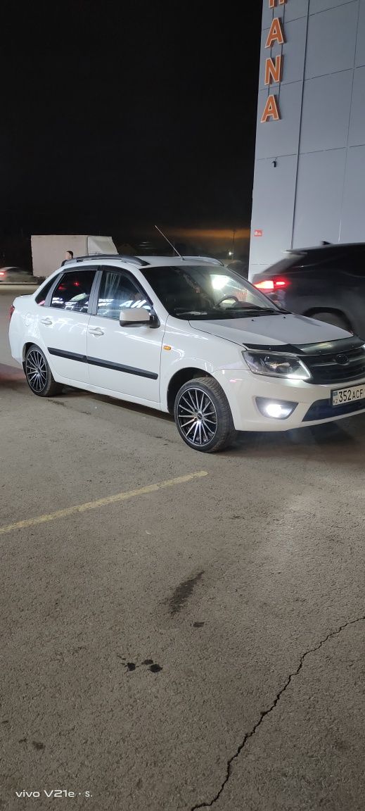 Продам титанку Vossen R16