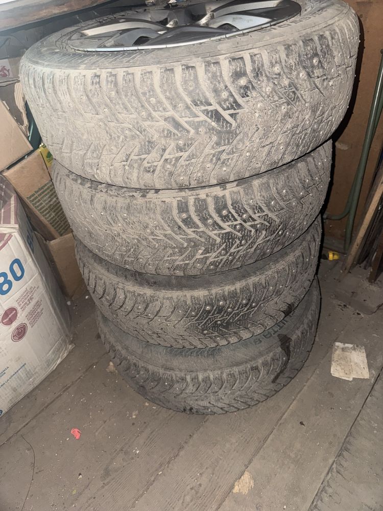 Продам диски с шинами