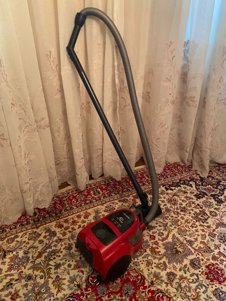 Продается пылесос