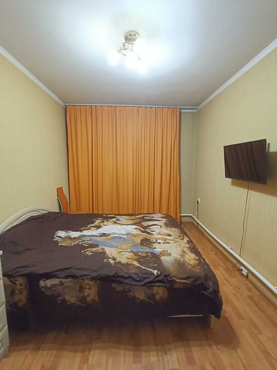 Продам 2к кв в кирпичном доме р-н Евразийского рынка!!!