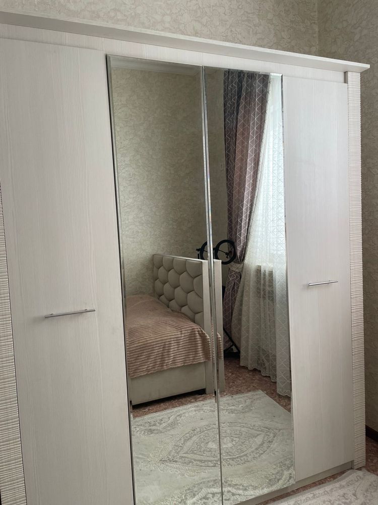 Гарнитур