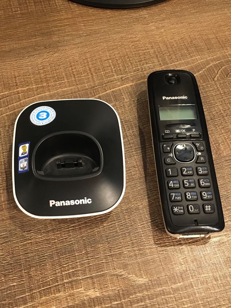 Радиотелефоны Panasonic и Elenberg