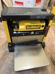 Продам новый рейсмус Dewalt dw733