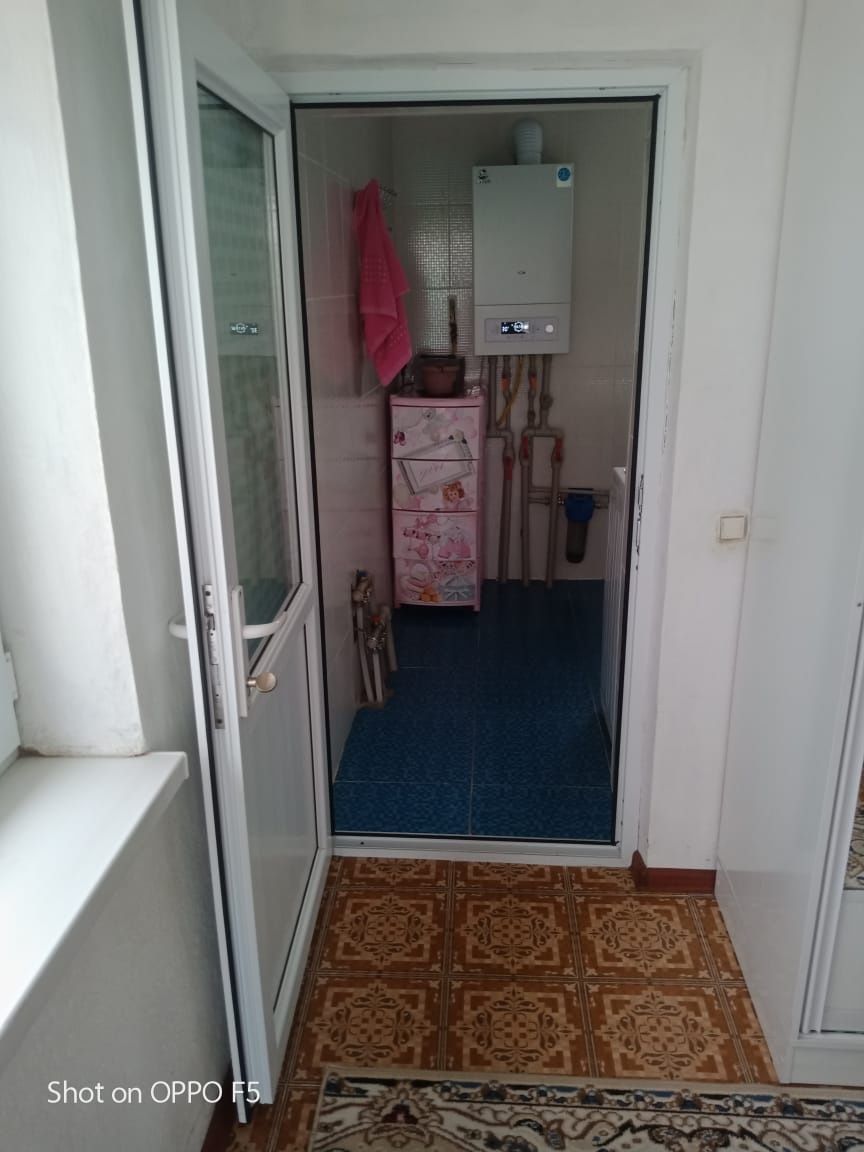 Тез арада үй сатылады, бизнеске өте қолайлы.