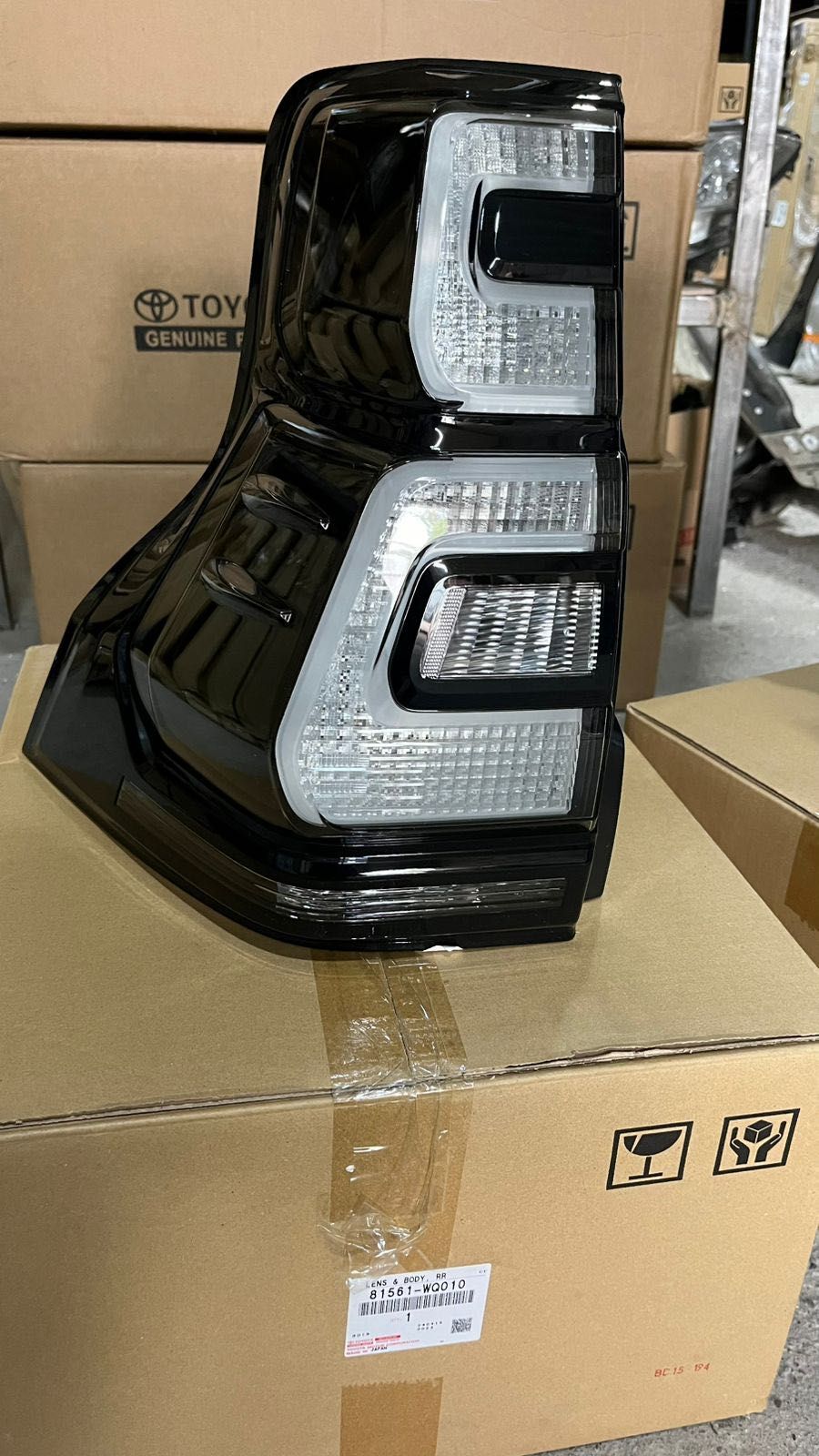 Задний фонарь Прадо 150 Black Onyx