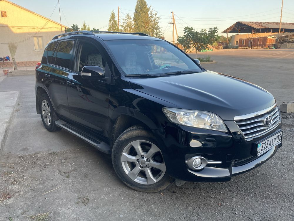 Автомобиль тоета
