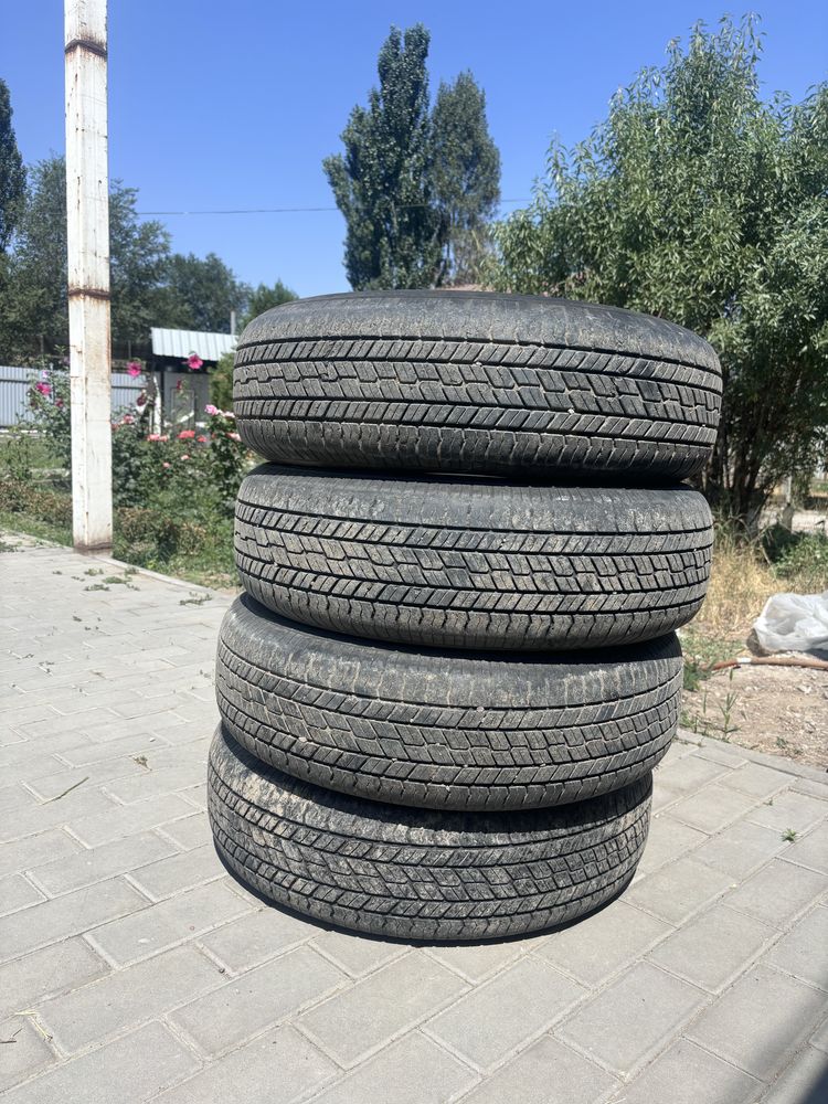 продам шины на легковой