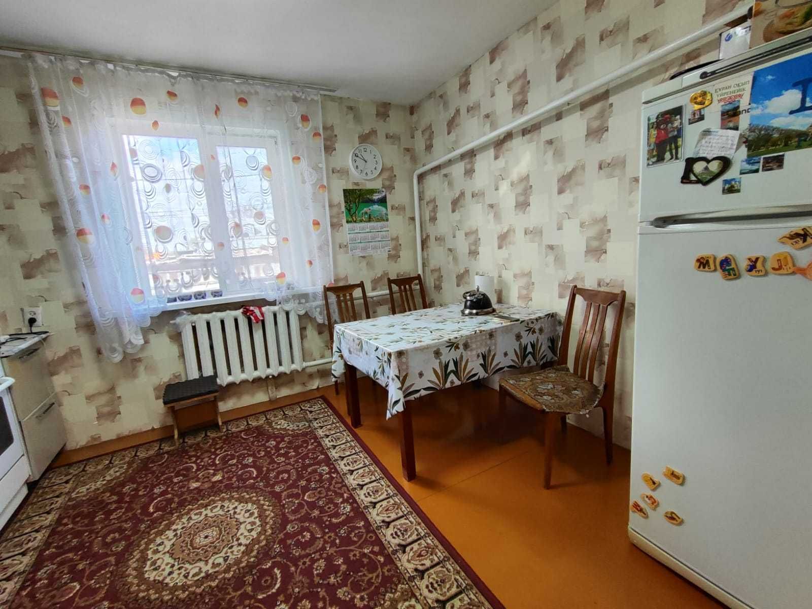 4 комнатный дом. в Рабочем поселке.